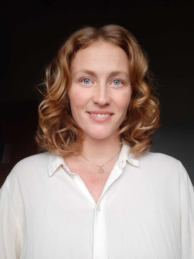 431757675 1592573821594769 704330922399256434 n 768x1024